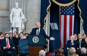 Trump Umumkan Investasi Infrastruktur AI, Gandeng SoftBank hingga Induk ChatGPT