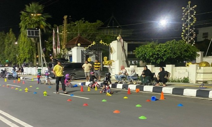 Dispora Kukar Dukung Pembinaan Atlet Sepeda Sejak Dini Lewat Pushbike