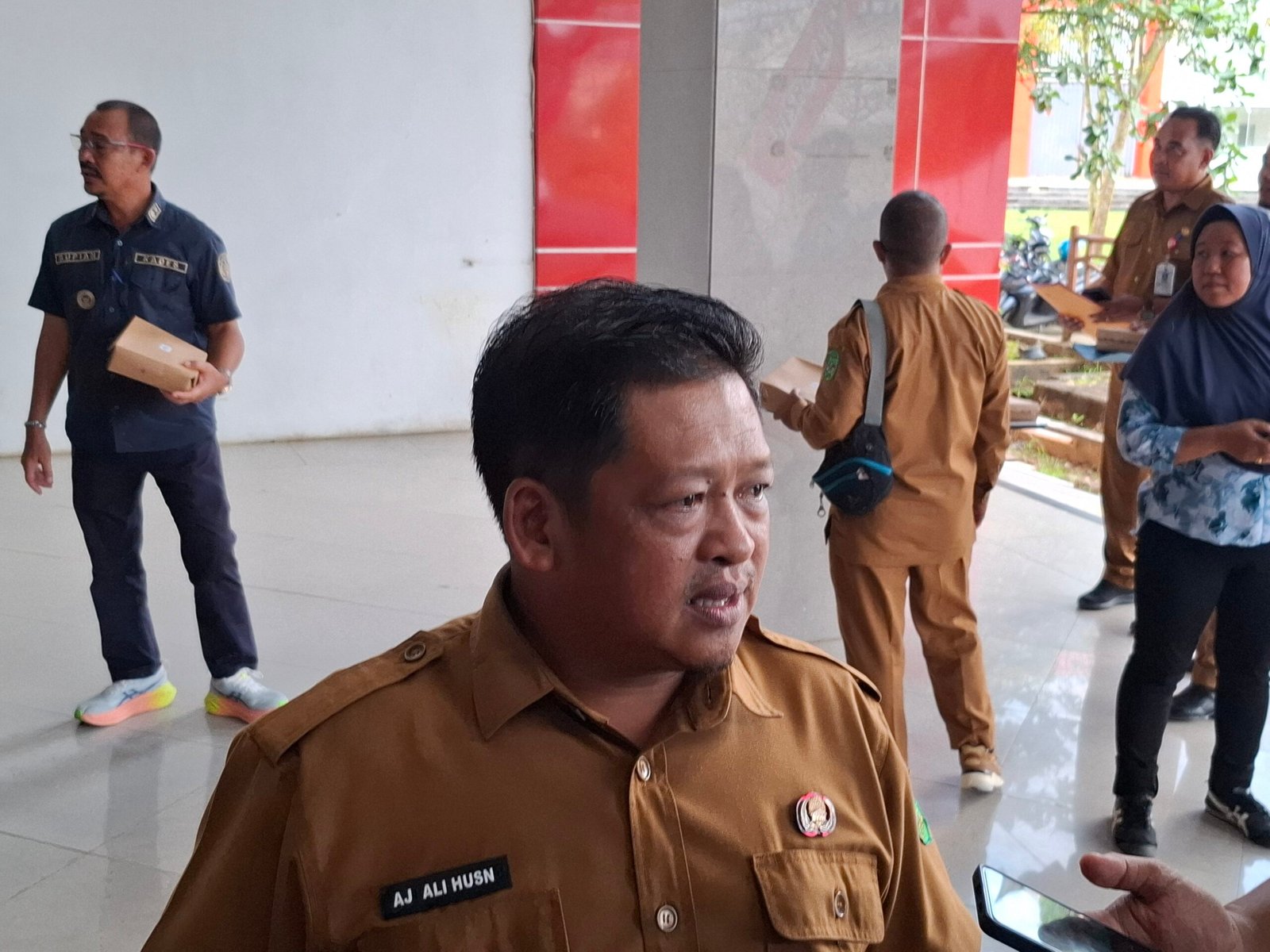 Dispora Kukar Salurkan Sarana Olahraga dan Alat Seni Tradisional untuk Mahasiswa di Makassar dan Yogyakarta