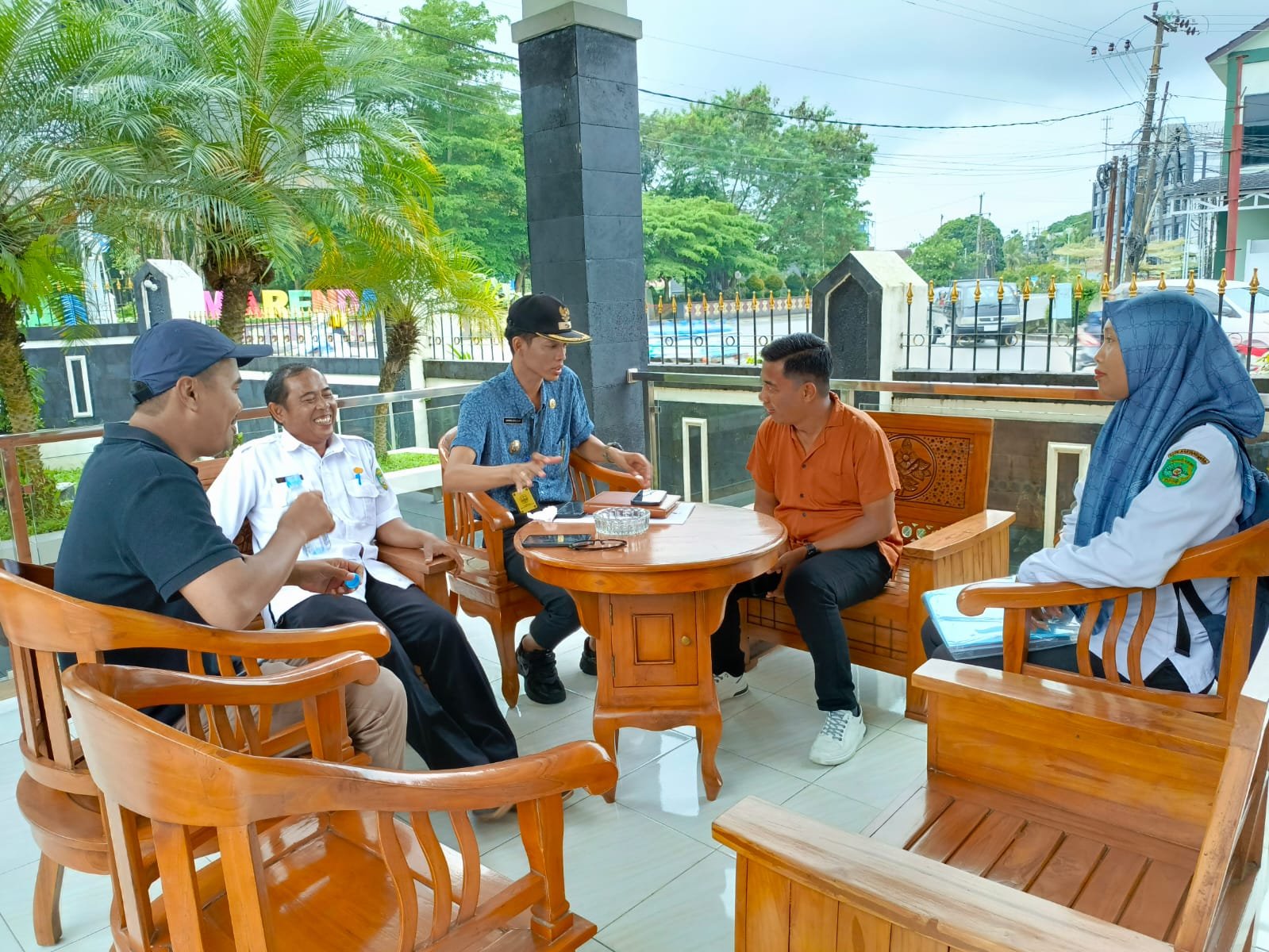 Cahaya Harapan dari Pemprov Kaltim: 393 Titik Lampu Jalan Tenaga Surya Siap Terangi SP1 Hingga Muara Kaman Ulu