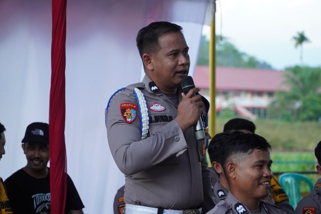Dibalik Seragam, Pengabdian di Ujung Kecamatan
